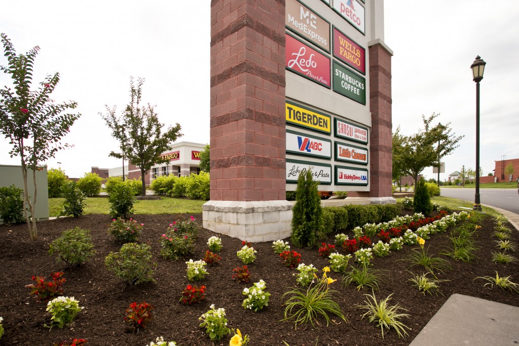 Gateway Shopping Center Landscaping in Winchester, VA Greatscapes®