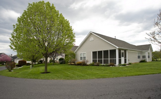 Woodbrook Village Homeowners Association in Winchster, VA Landscape Management