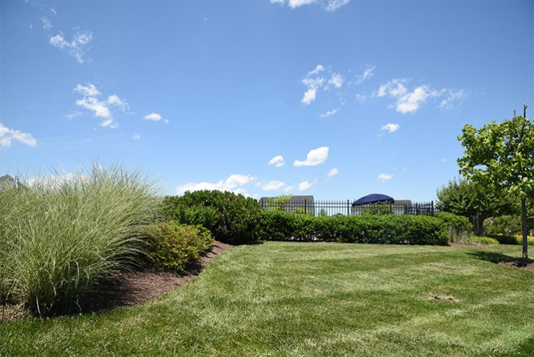 Wakeland Manor Grounds Maintenance Greatscapes®